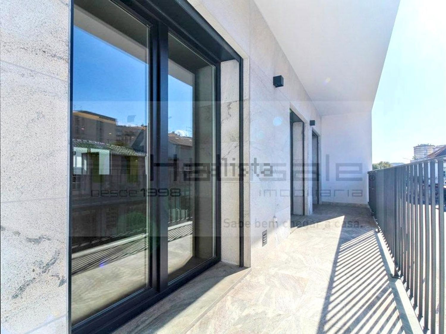 公寓 t4出售在Rua Almirante Gago Coutinho, 58 a - 阳台