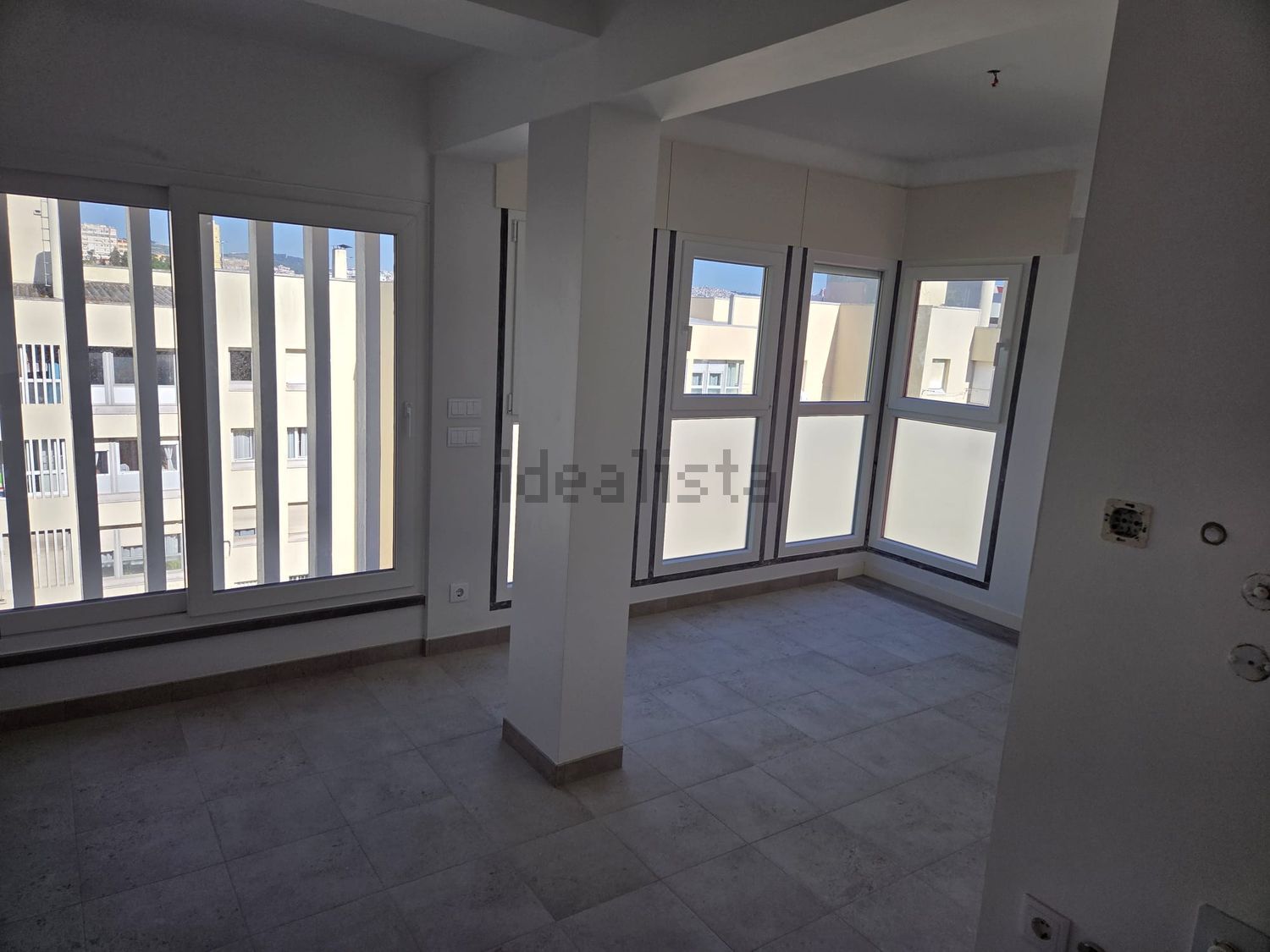 公寓 t3出售在Avenida Marechal Teixeira Rebelo, 41 - 餐厅