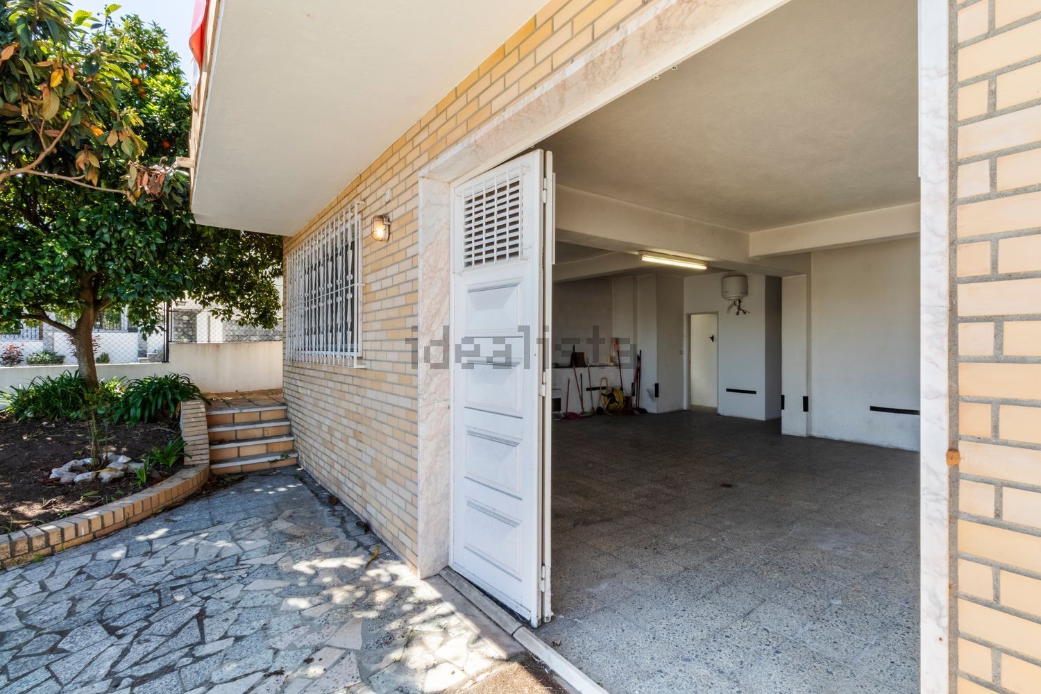 小楼房或独栋别墅出售在Rua Marechal Carmona - 照片