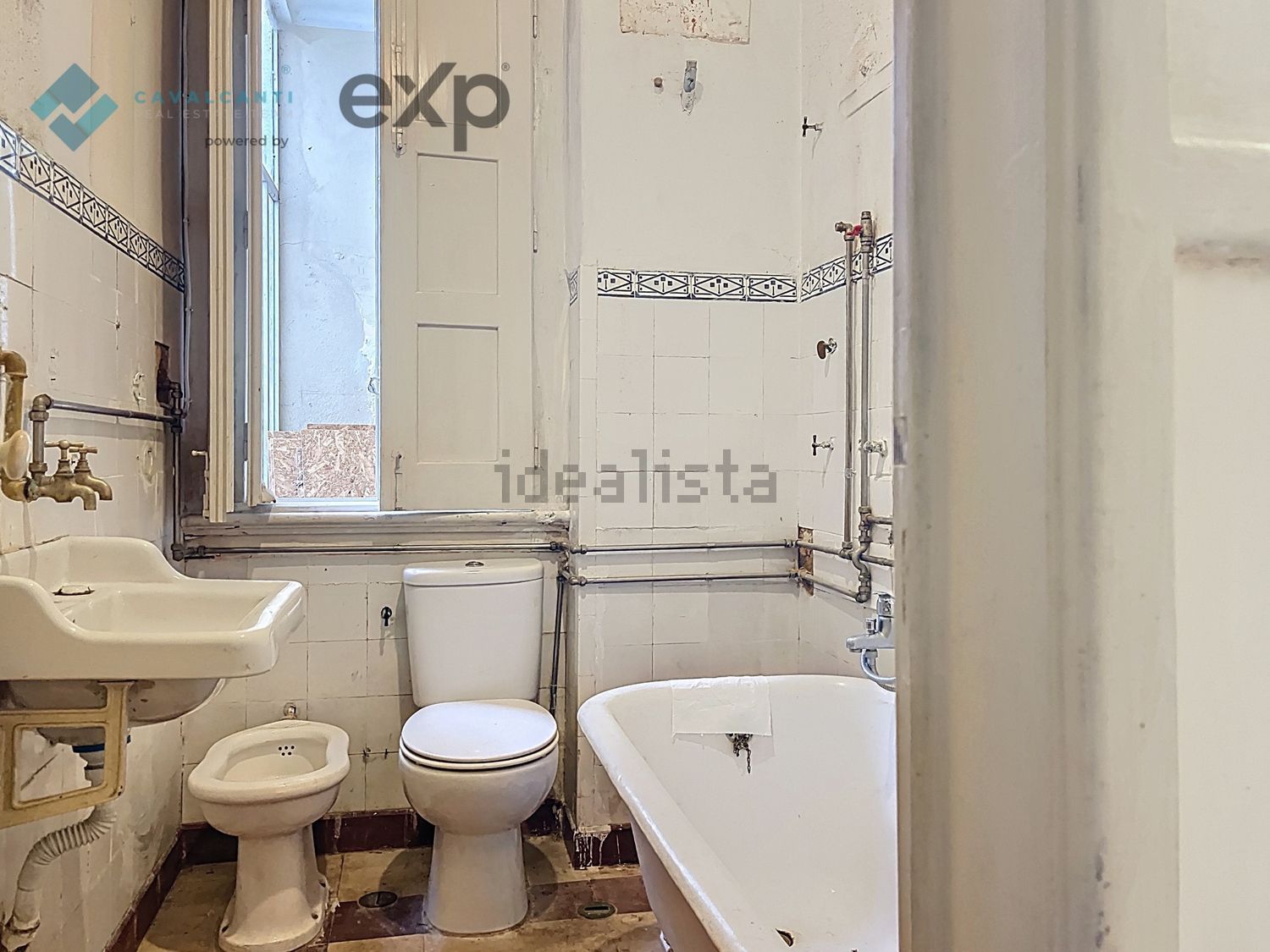 公寓 t3出售在Rua Barão de Sabrosa s/n - 卫生间