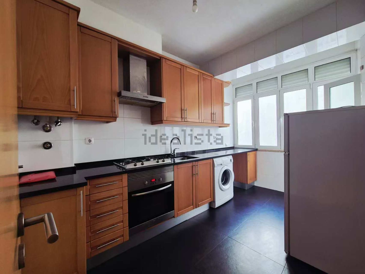 公寓 t1出售在Rua Damasceno Monteiro - 厨房