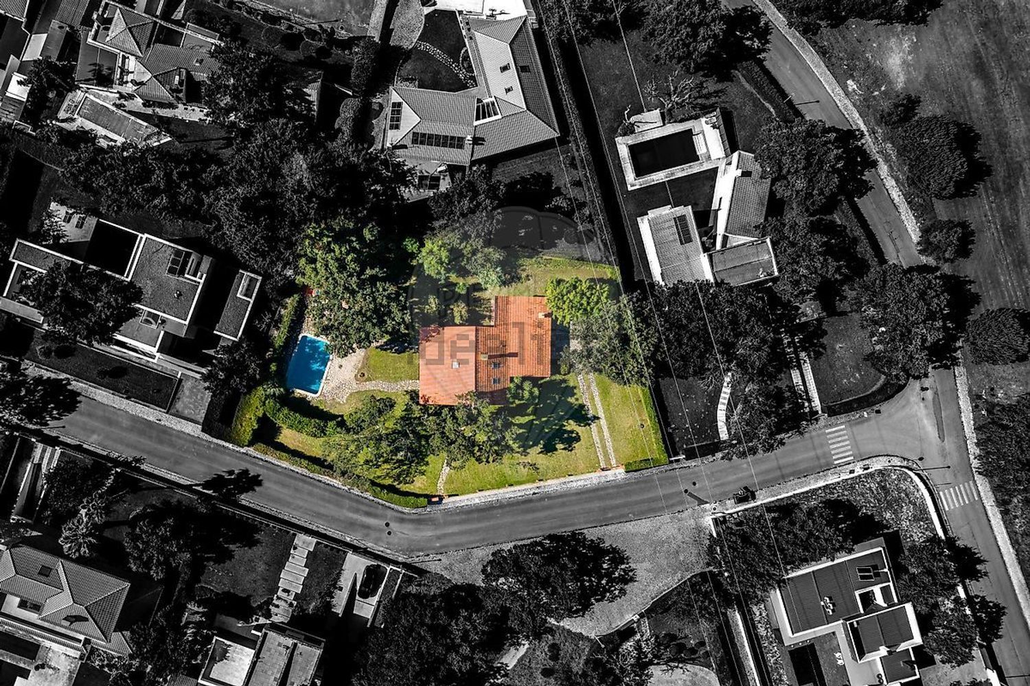 小楼房或独栋别墅出售Ip1 - 平面图