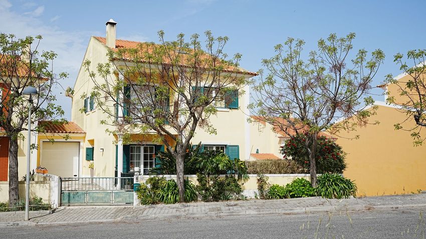 联排别墅出售在São Pedro da Cadeira