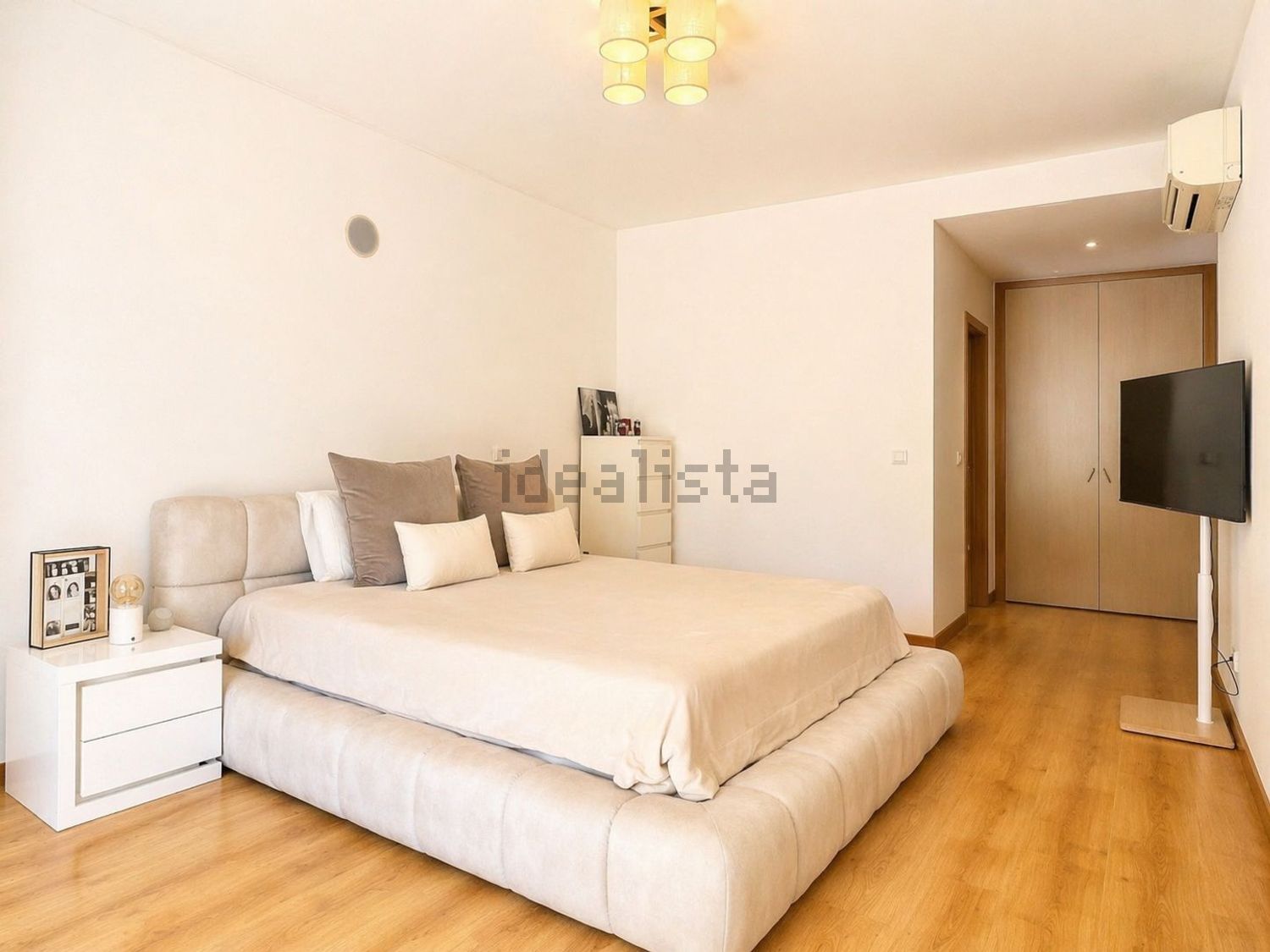 公寓 t3出售在Avenida Reinaldo dos Santos, 7 - 卧室