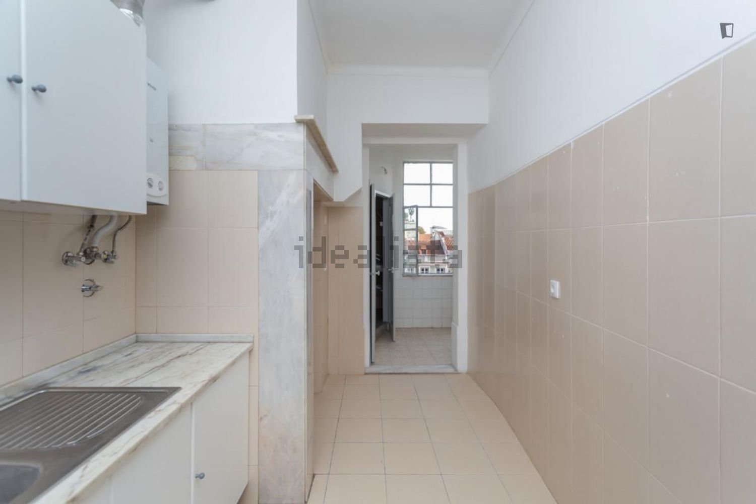 出租房间在Rua do Carrião - 过道