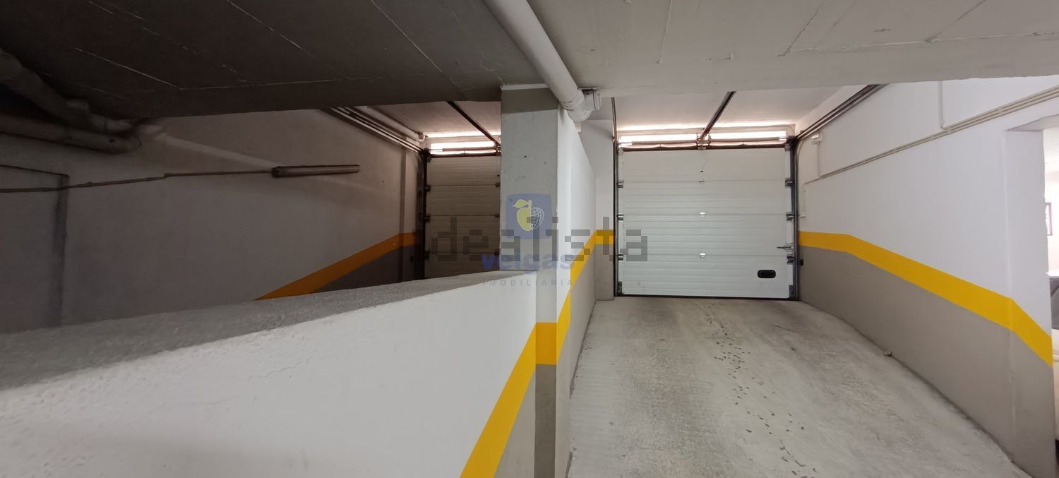 公寓 t2出售在Ramada e Caneças - 停车位