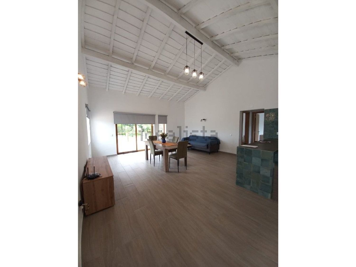 出租小楼房或独栋别墅在Grândola e Santa Margarida da Serra - 客厅