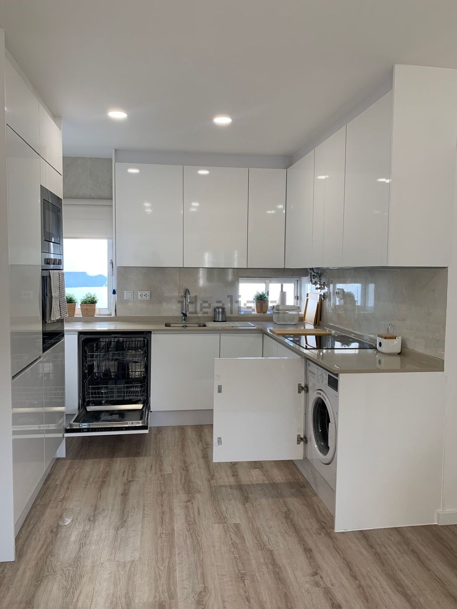 出租房间在Rua Sargento Armando Monteiro Ferreira, 17 - 厨房