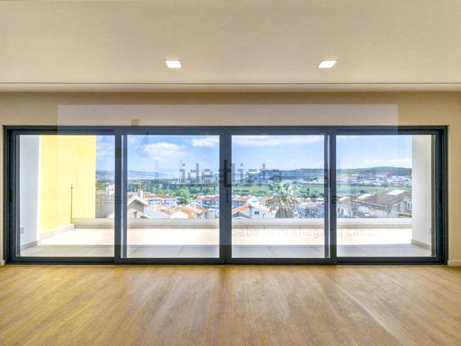 小楼房或独栋别墅出售在Rua Vieira da Silva - 照片