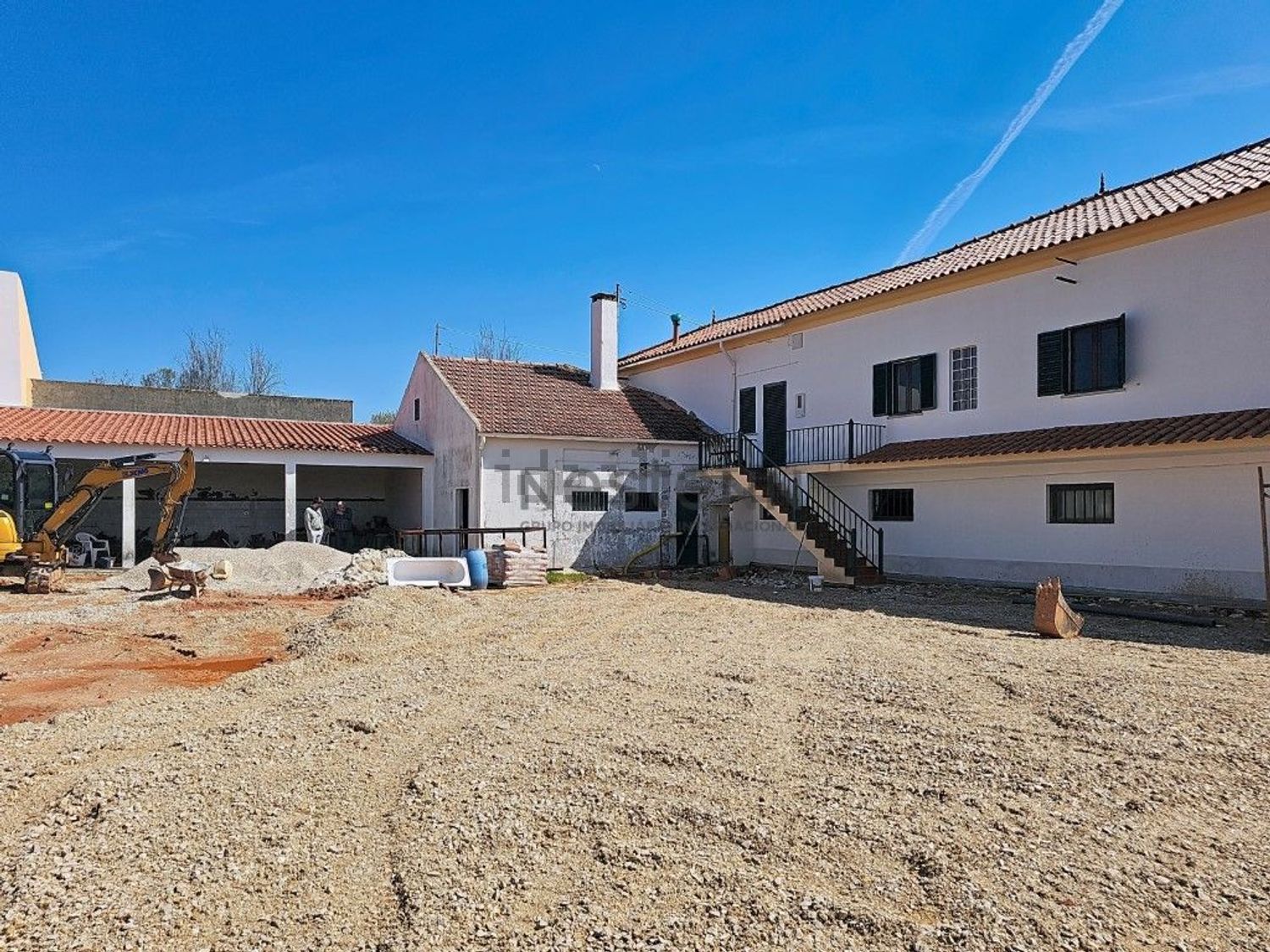 小楼房或独栋别墅出售在Lamas e Cercal - 外立面