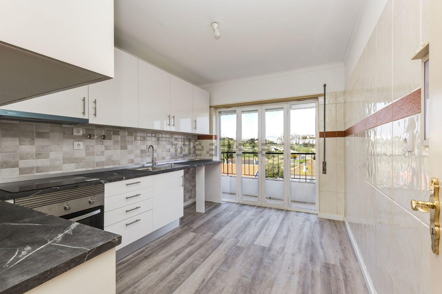 出租公寓 t2在Rua Samuel de Carvalho, 34 - 厨房