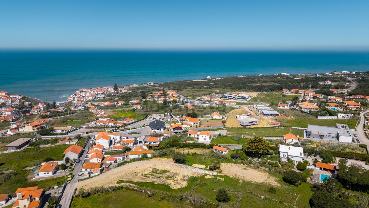 小楼房或独栋别墅出售在Rua Maria Inês Massano - 视线