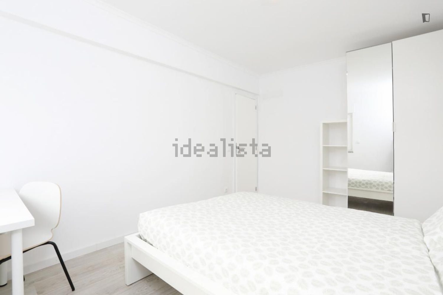 出租房间在Rua Guiomar Torresão - 卧室