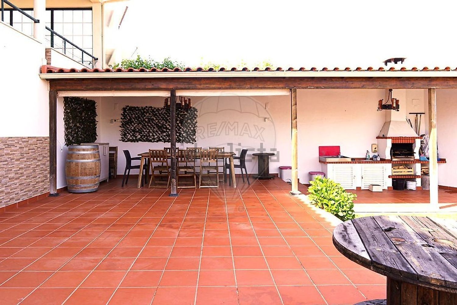 小楼房或独栋别墅出售在Rua Fernando Piteira Santos - 阳台