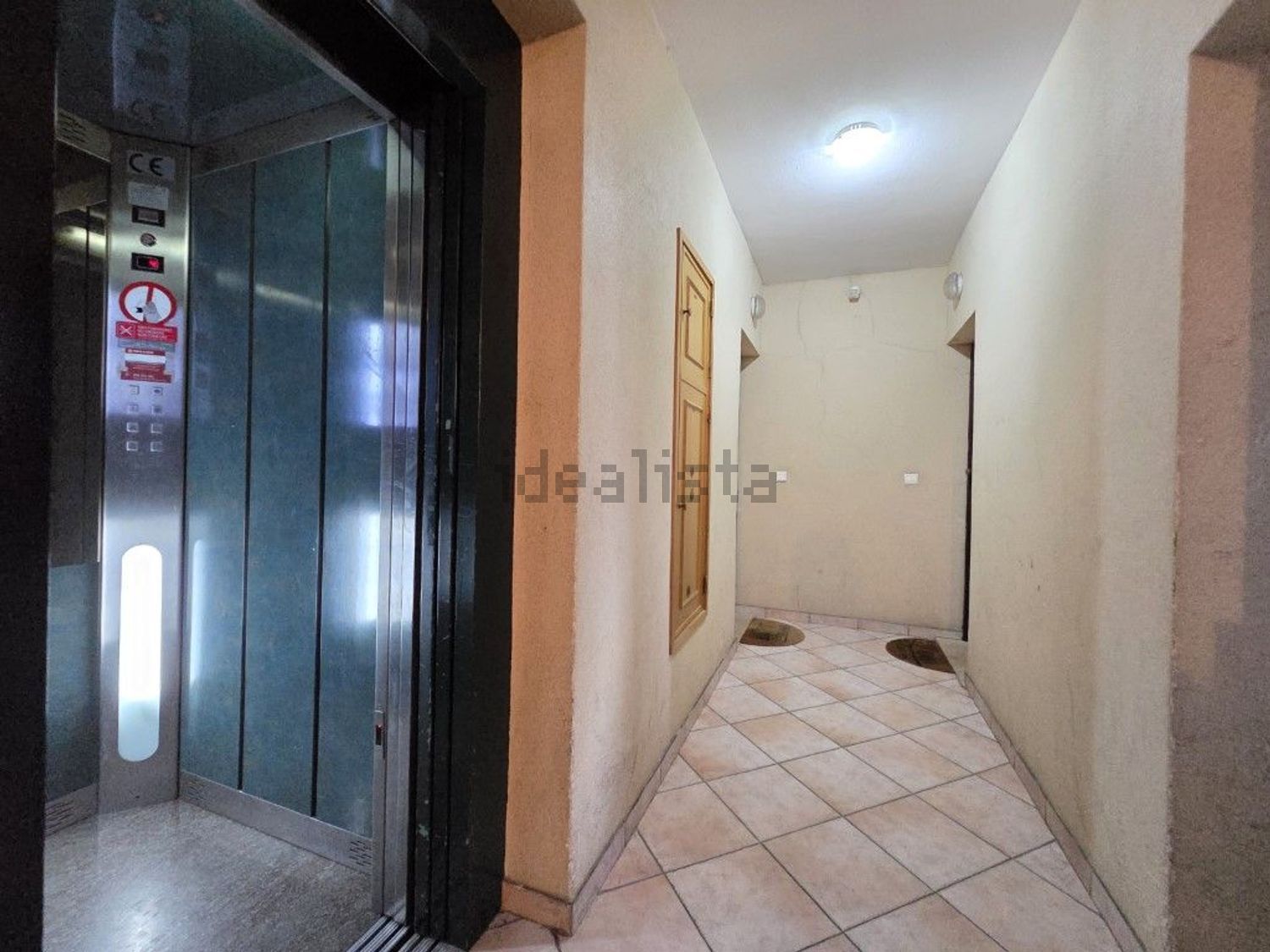 复式公寓出售在Praceta Tristão Vaz Teixeira - 过道