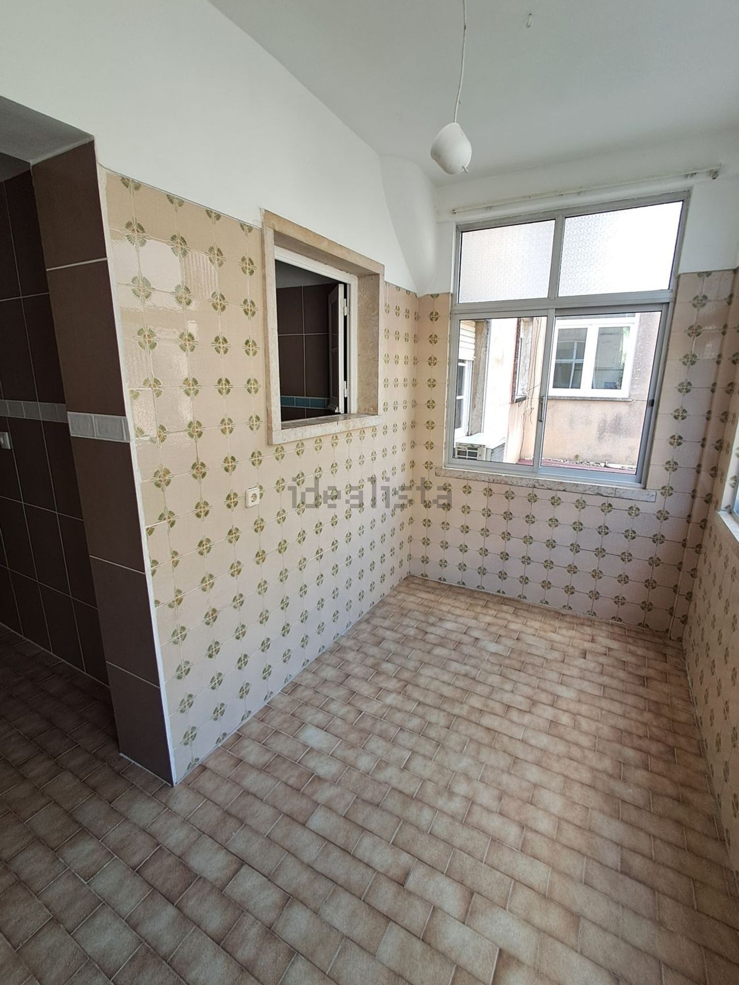 出租公寓 t1在Rua António Nobre, 48 - 卫生间