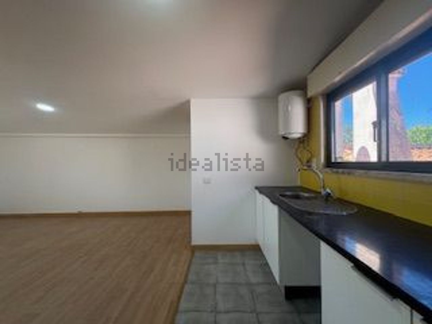 出租t0（单人公寓）在Rua Miguel Cândido, 13 - 厨房