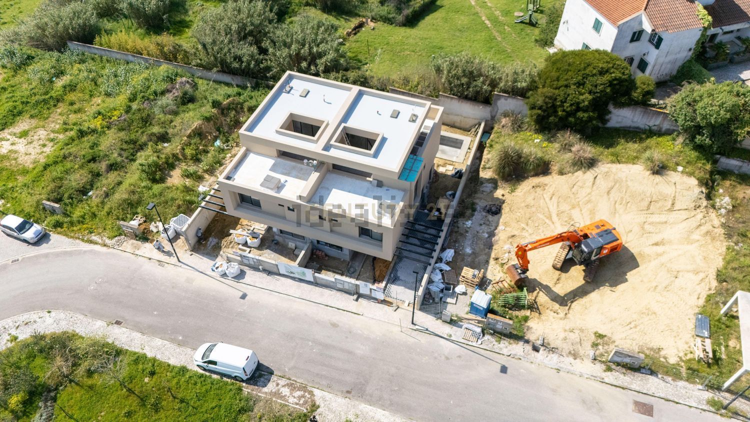 小楼房或独栋别墅出售在Rua Capitão Salgueiro Maia - 平面图