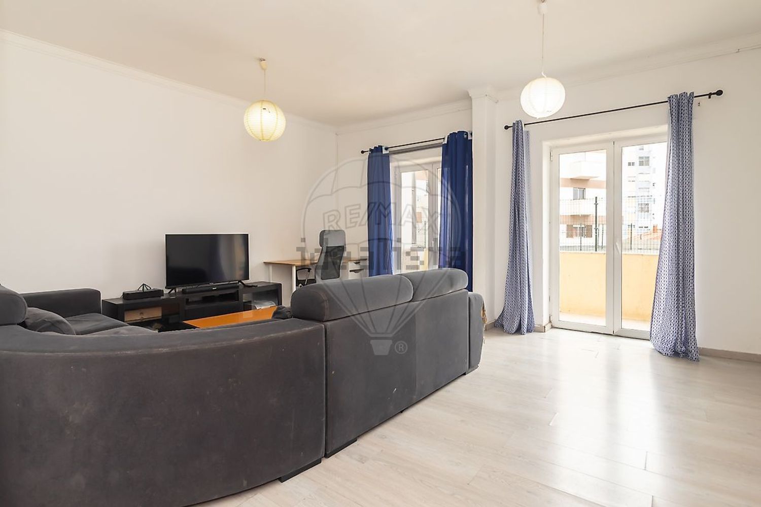 公寓 t3出售在Rua Infante Dom Augusto - 客厅