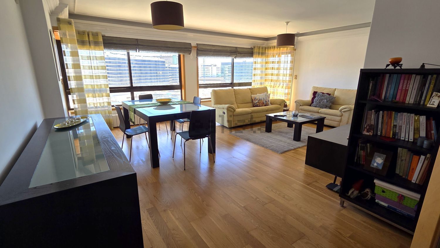 出租公寓 t3在Rua Francisco Stromp, 25 - 客厅