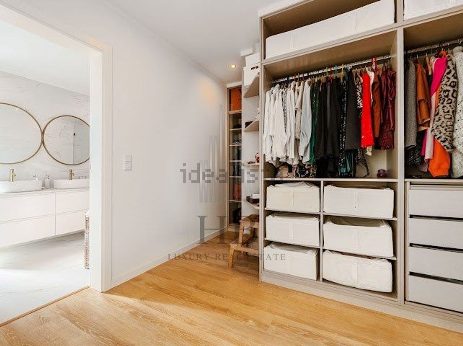 小楼房或独栋别墅出售magoito - 试衣间