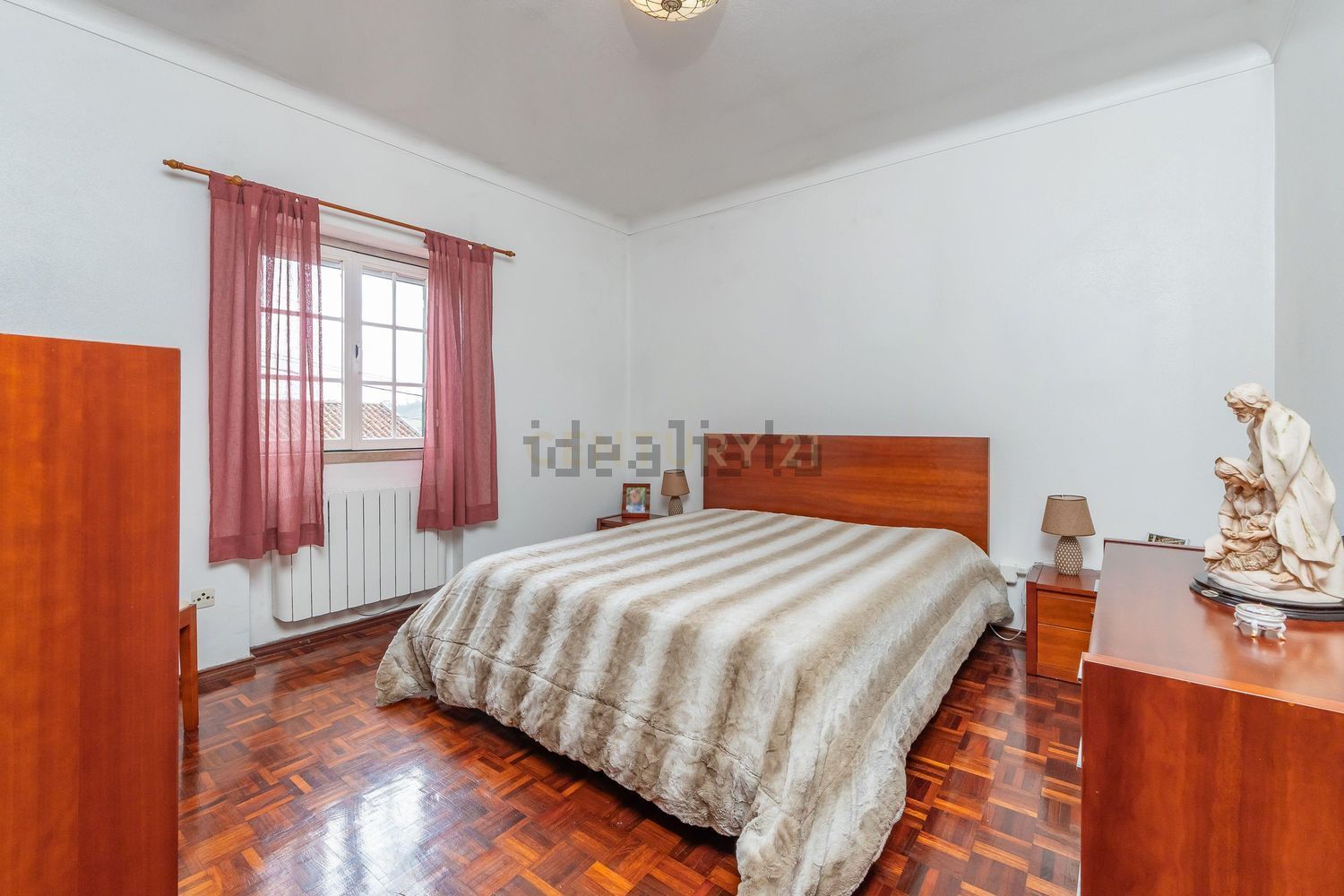 小楼房或独栋别墅出售在Rua Luís De Camões s/n - 卧室