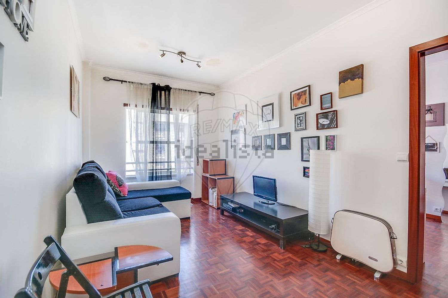 出租公寓 t1在Rua Prista Monteiro - 客厅