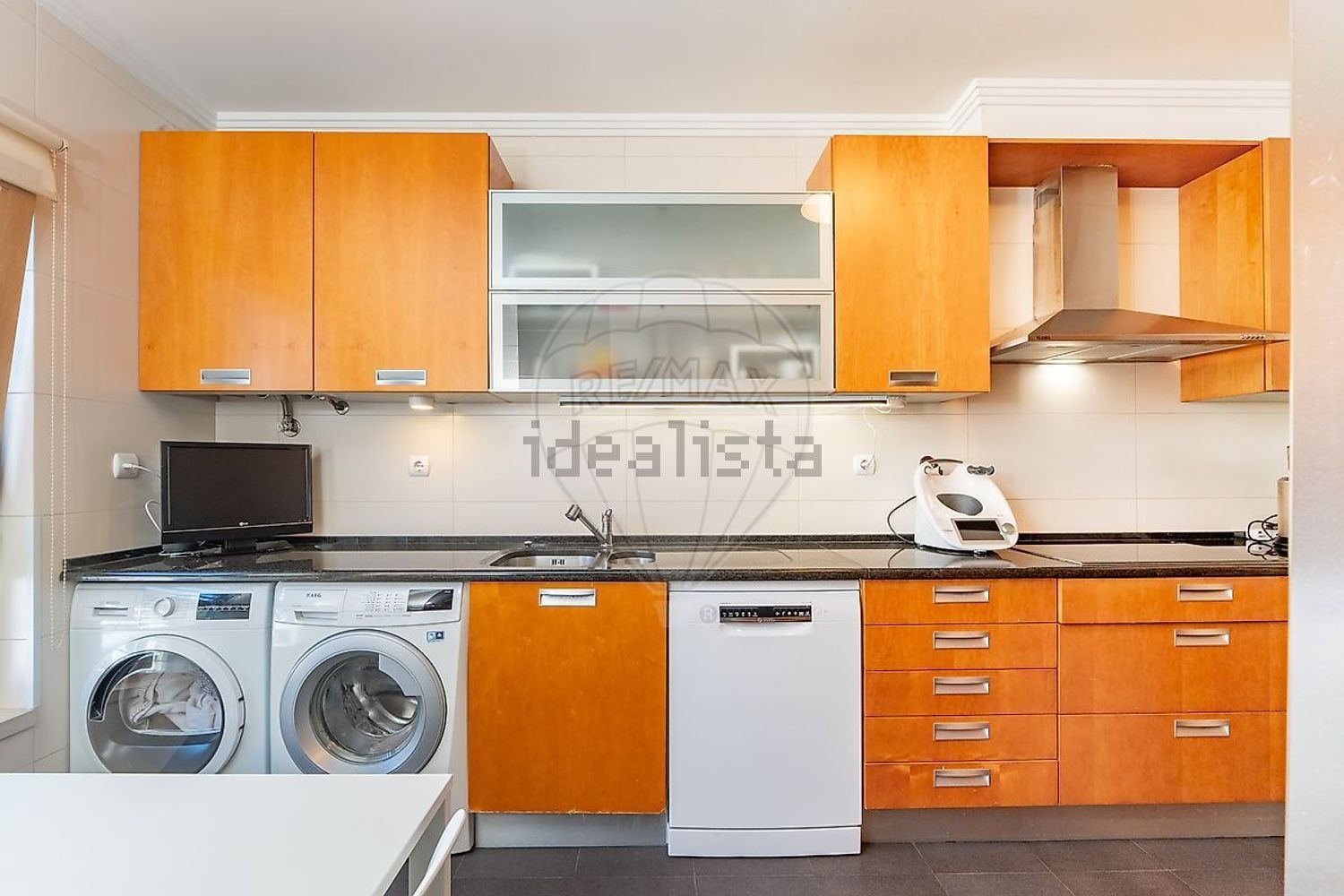 公寓 t4出售在Rua Amália Rodrigues - 厨房