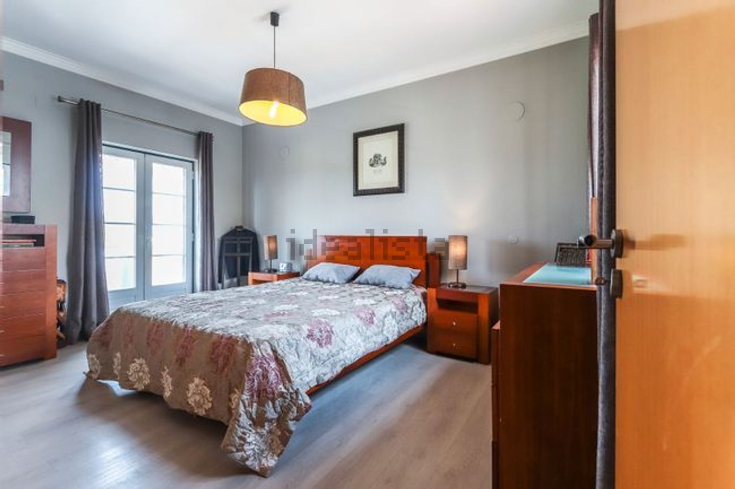 小楼房或独栋别墅出售在Praceta Santo António - 卧室