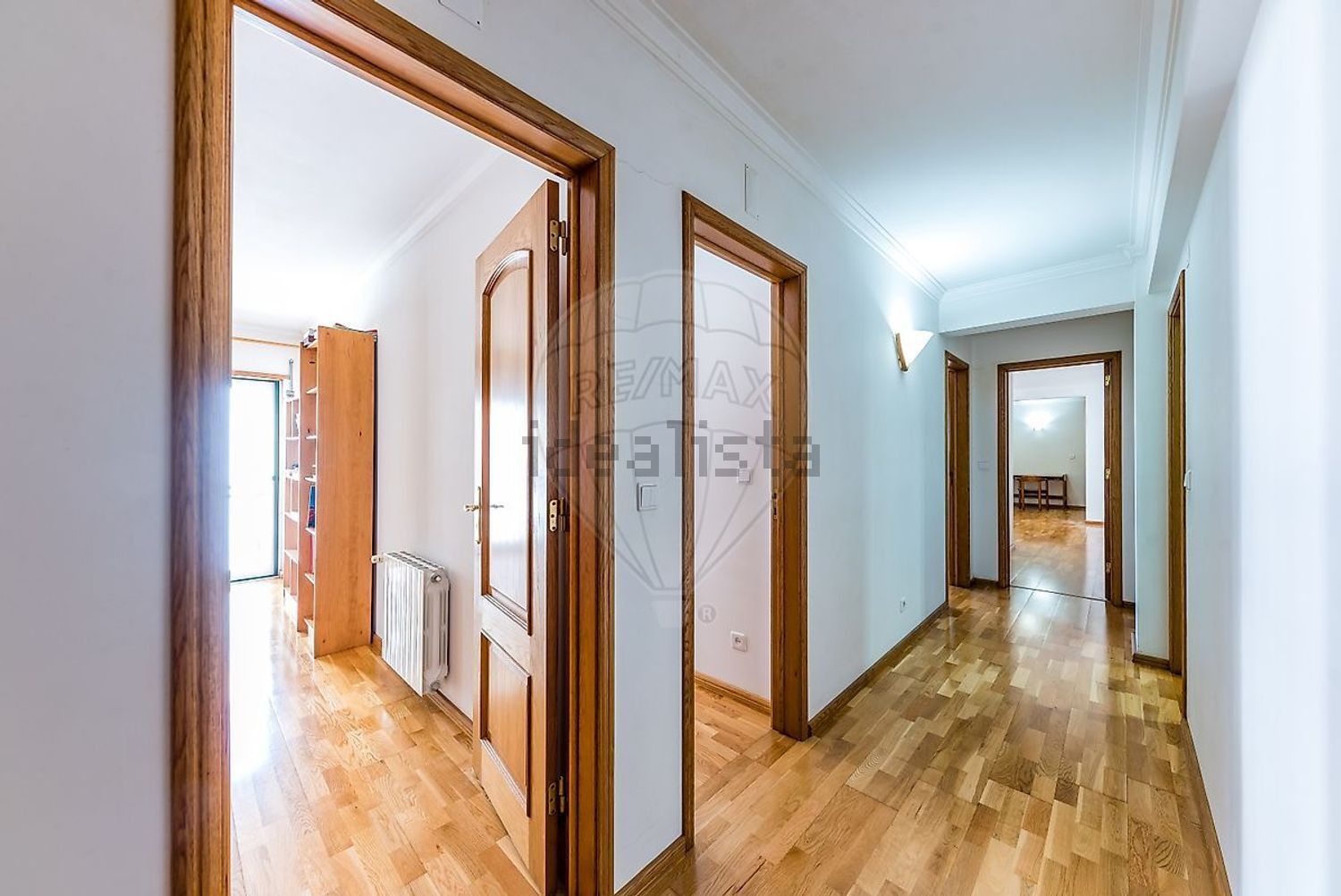 公寓 t4出售在Avenida 9 de Julho - 过道