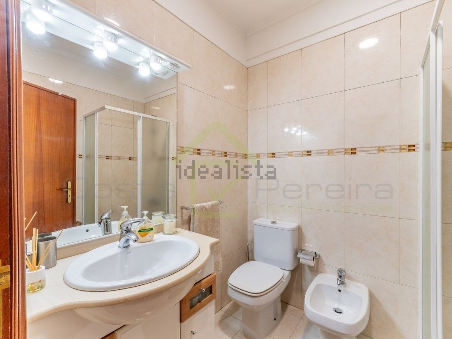 公寓 t3出售在Casal de São Brás - Vila Chã - 卫生间