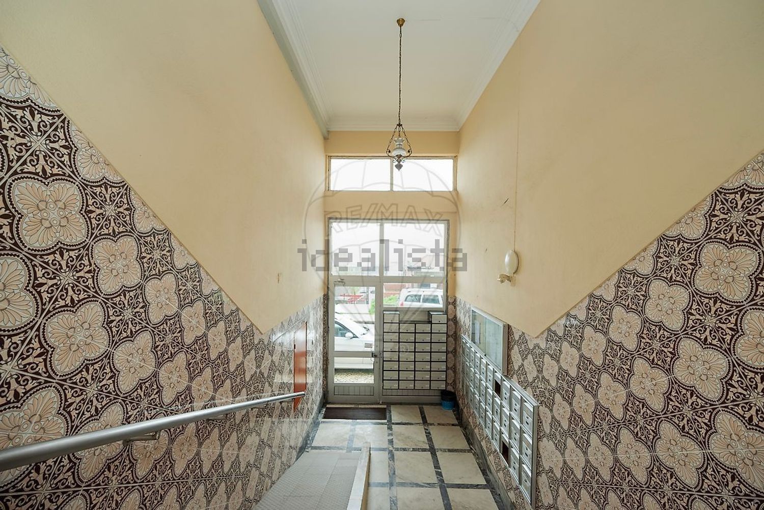 公寓 t3出售在Rua João Nunes Resende - 过道