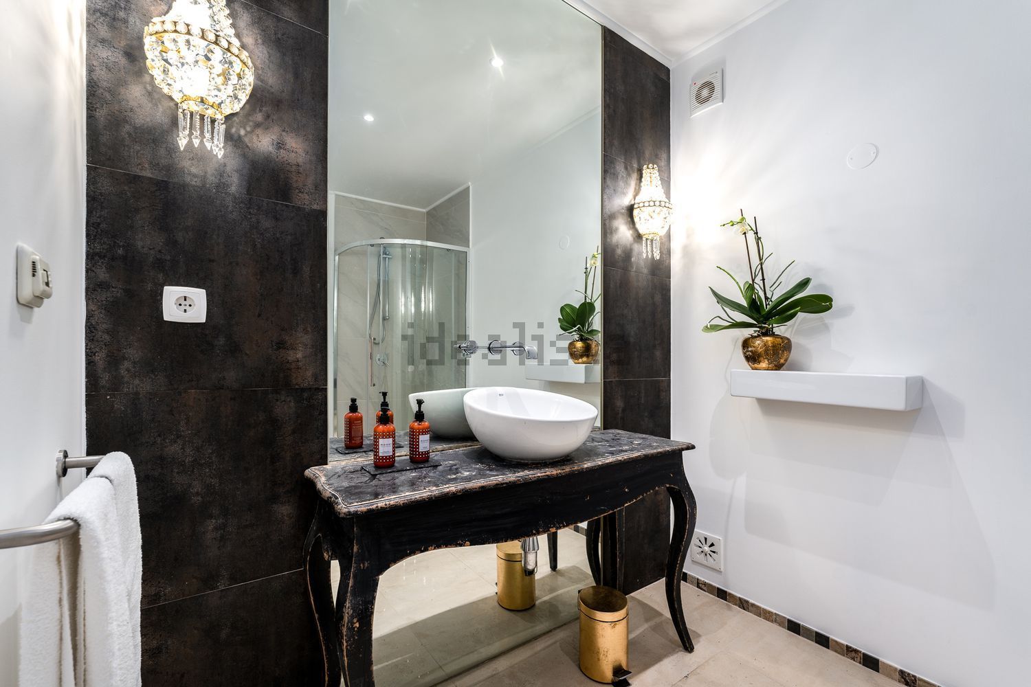 出租小楼房在Estrada da Lagoa Azul - 卫生间