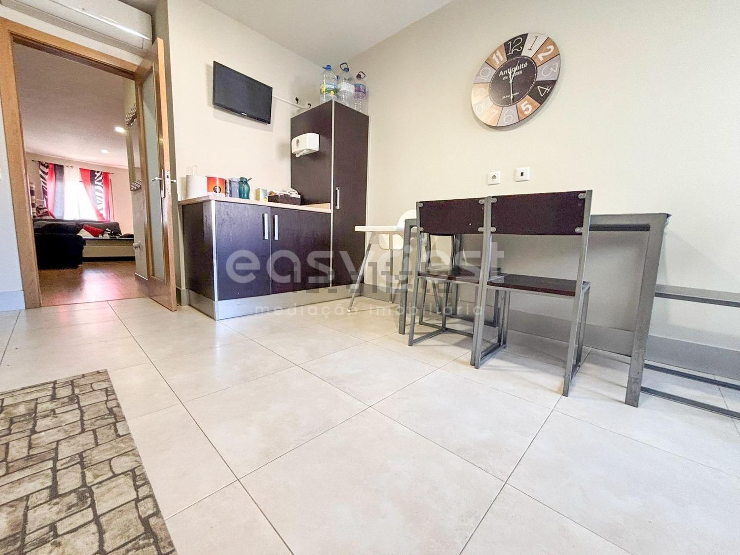 公寓 t4出售在Moita - 客厅