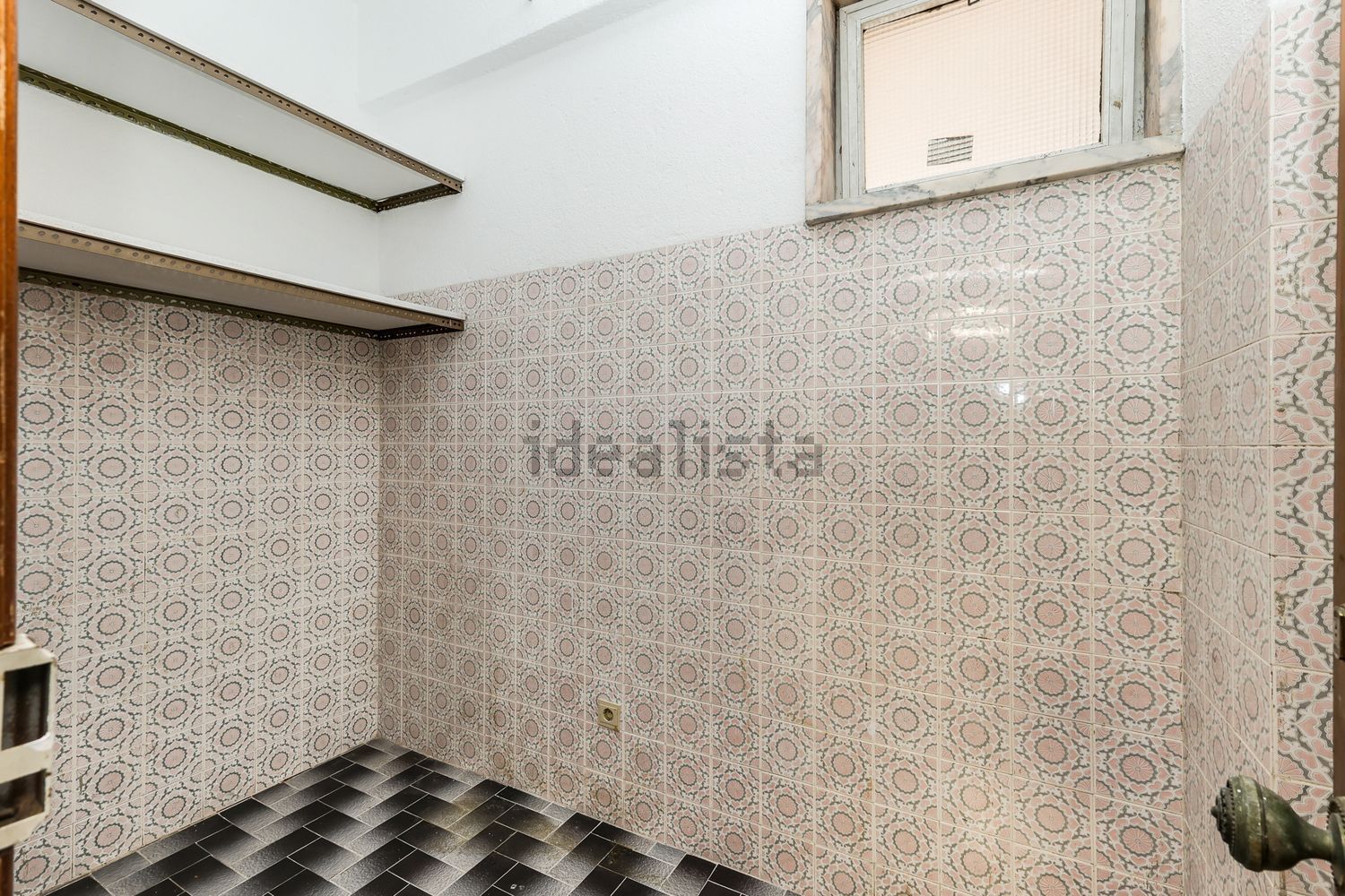 出租公寓 t4在Rua João das Regras, 35 - 储藏室