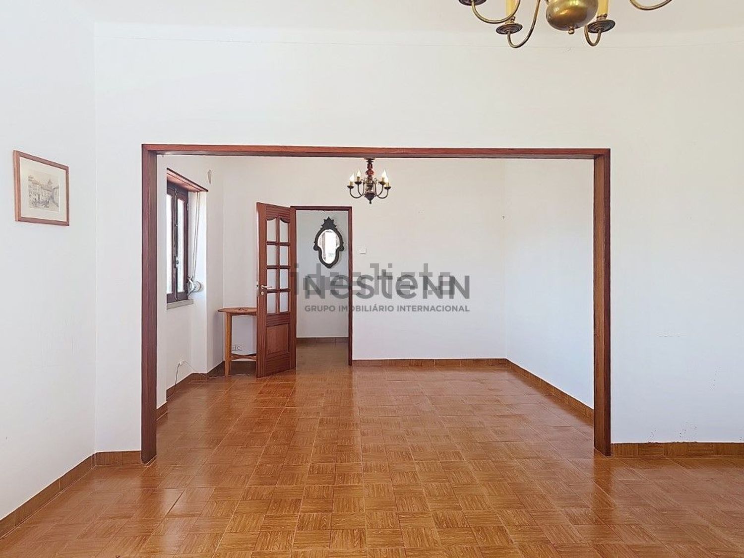 小楼房或独栋别墅出售在Lamas e Cercal - 客厅