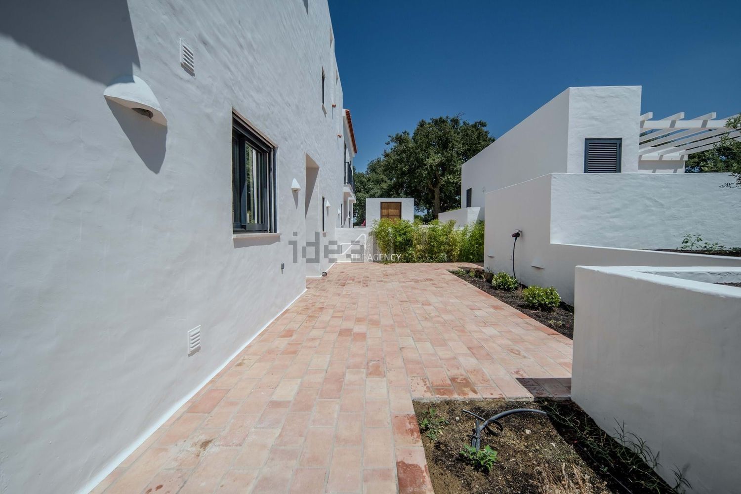 双拼别墅出售在Rua 1º de Maio - 外立面