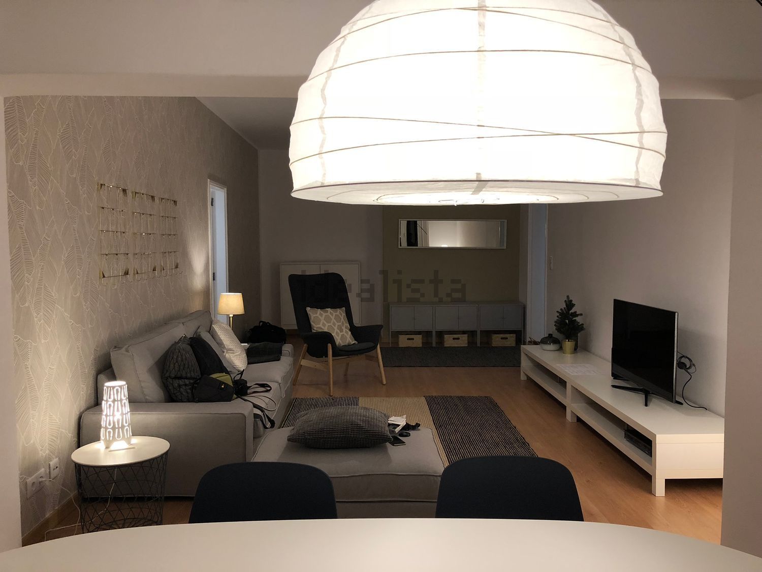 出租公寓 t2在Rua Cidade de Nova Lisboa, 221 - 客厅