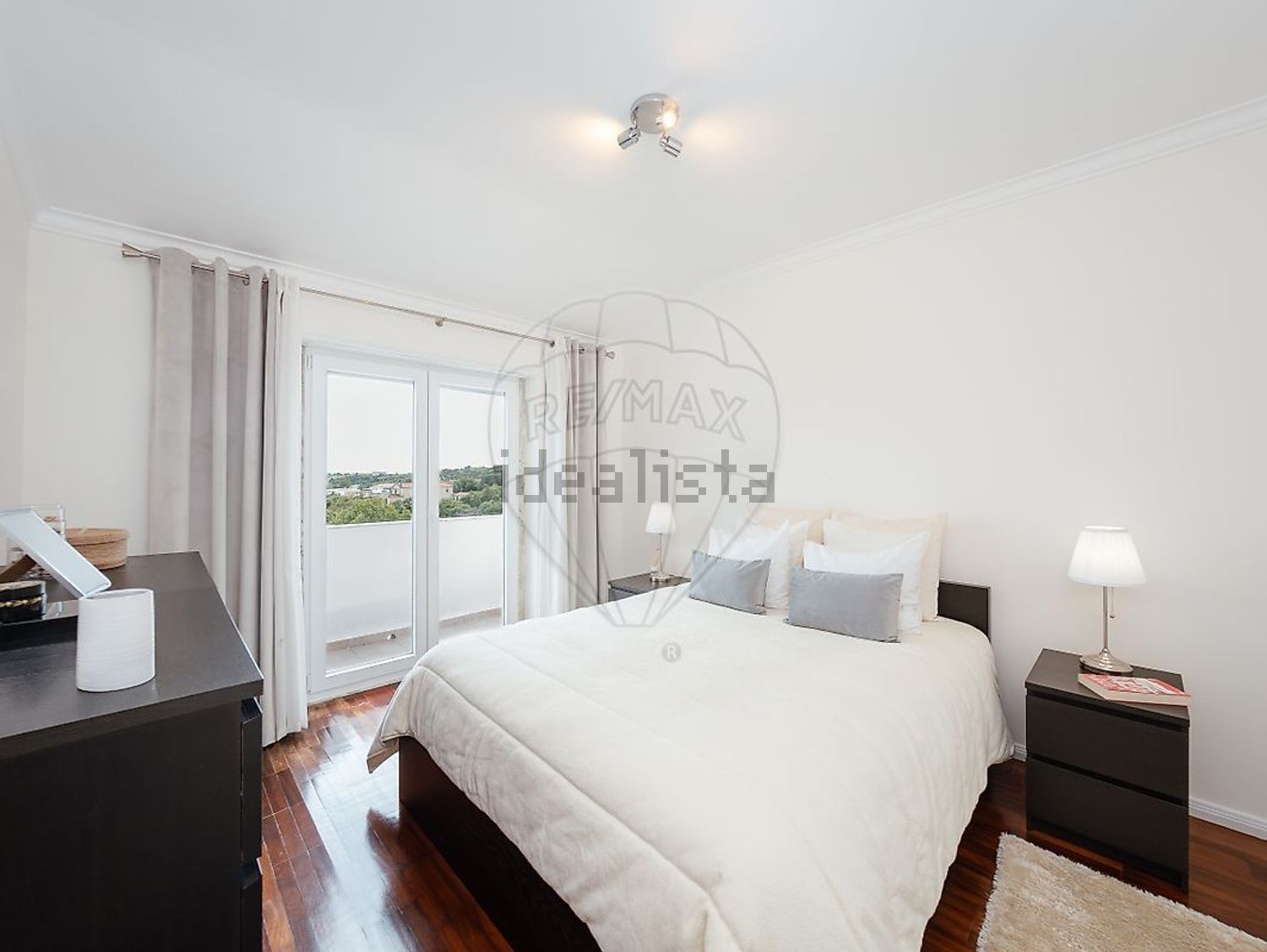 公寓 t3出售在Rua da Estação - 卧室