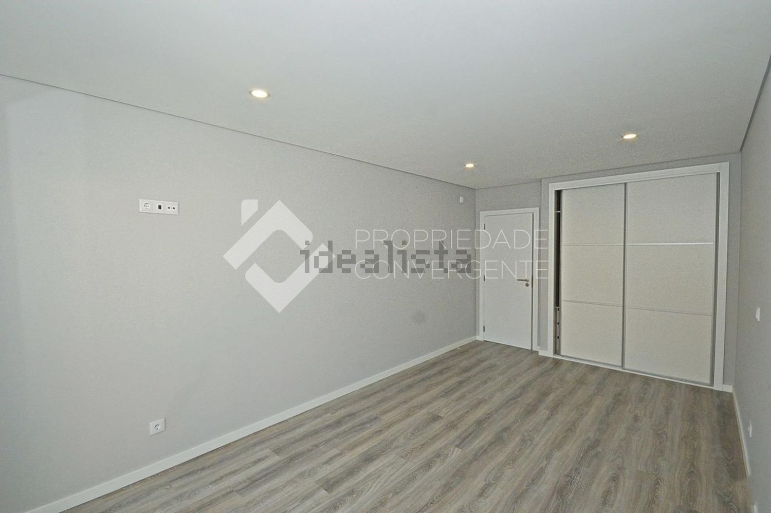 双拼别墅出售在Centro - 居住