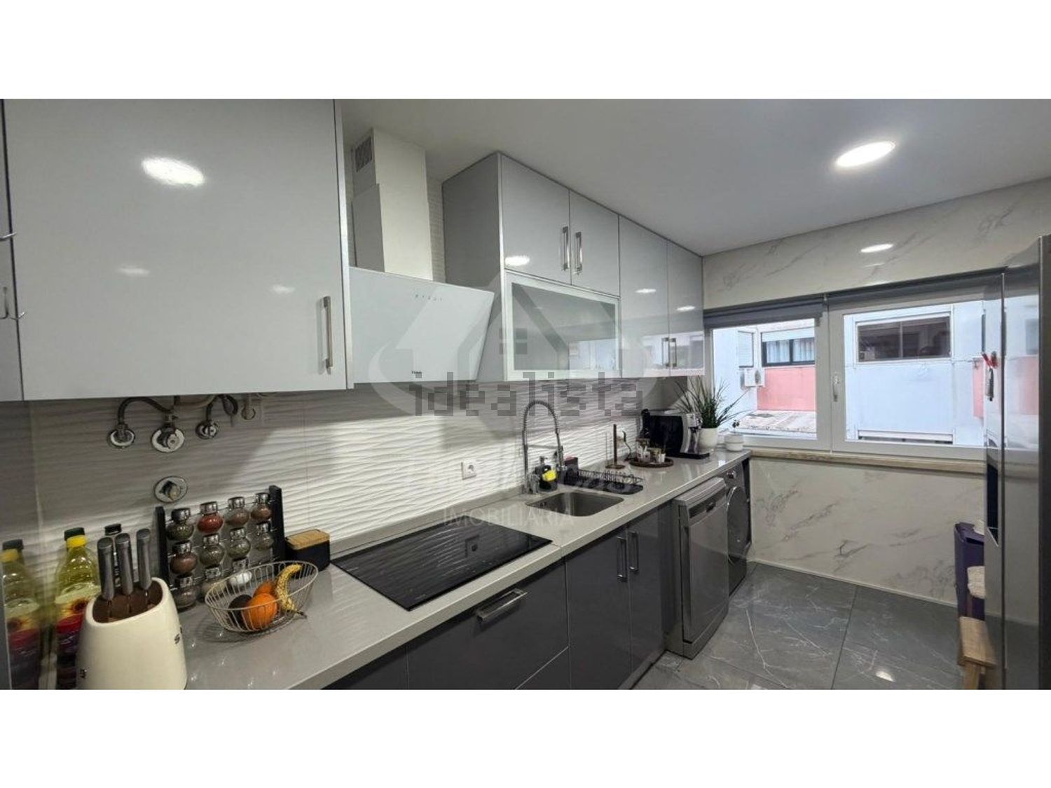 公寓 t2出售在Rua 5 de Outubro - 厨房