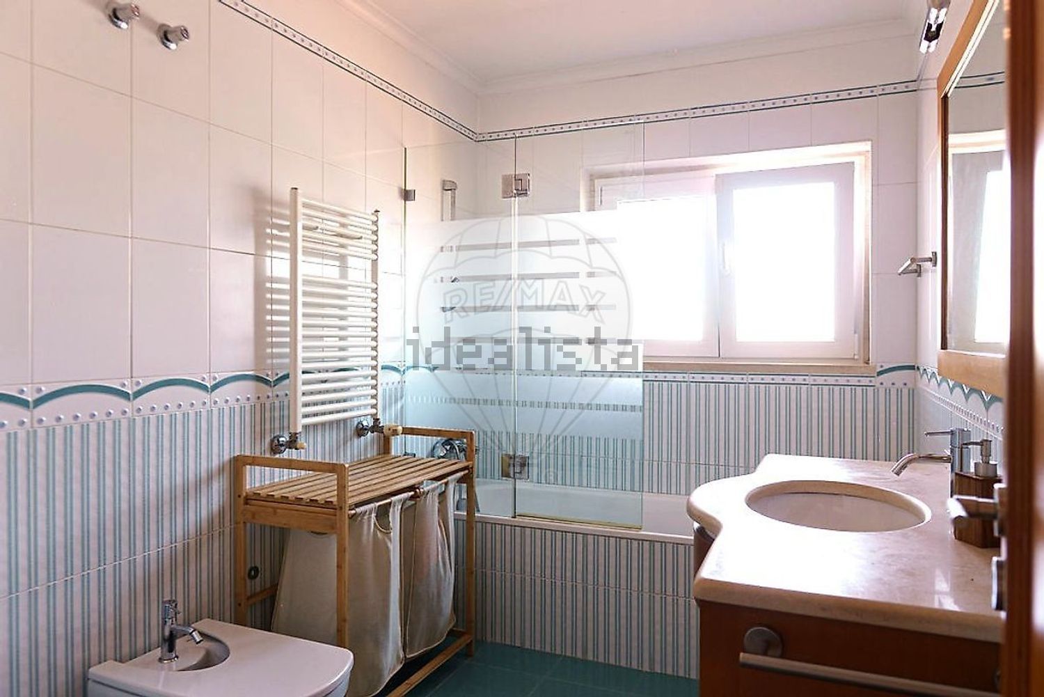 小楼房或独栋别墅出售在Rua Fernando Piteira Santos - 卫生间