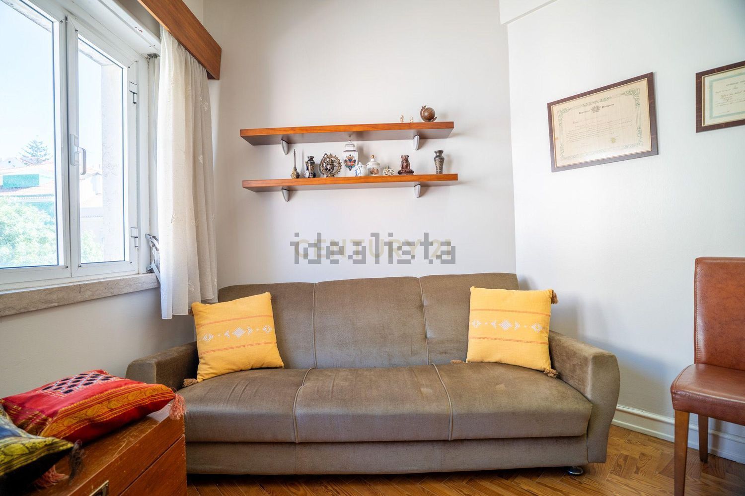 公寓 t2出售在Avenida dos Combatentes da Grande Guerra s/n - 客厅