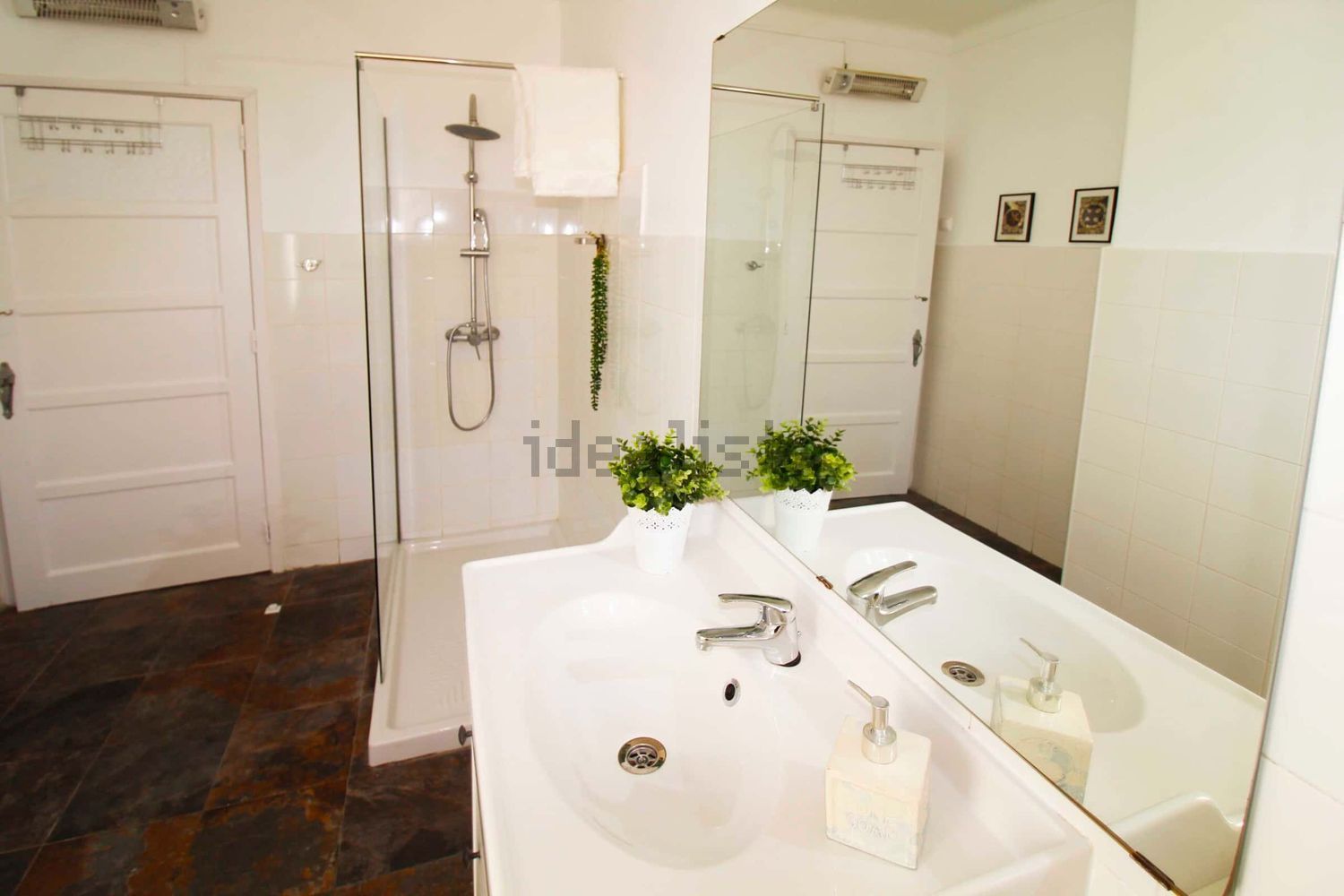 出租房间在Rua Leite de Vasconcelos, 77 - 卫生间