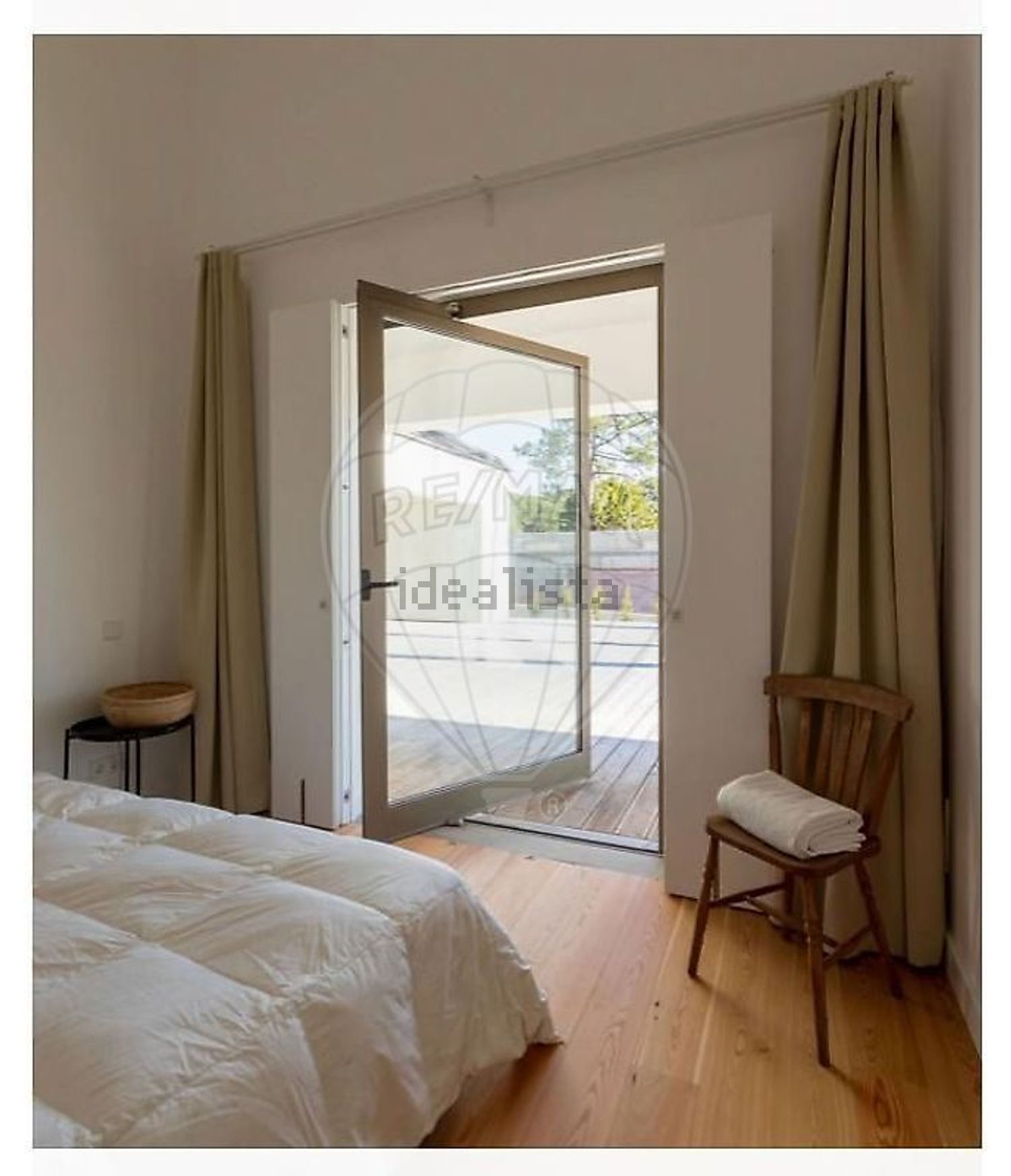 小楼房或独栋别墅出售在Largo da Eira, 6 - 卧室