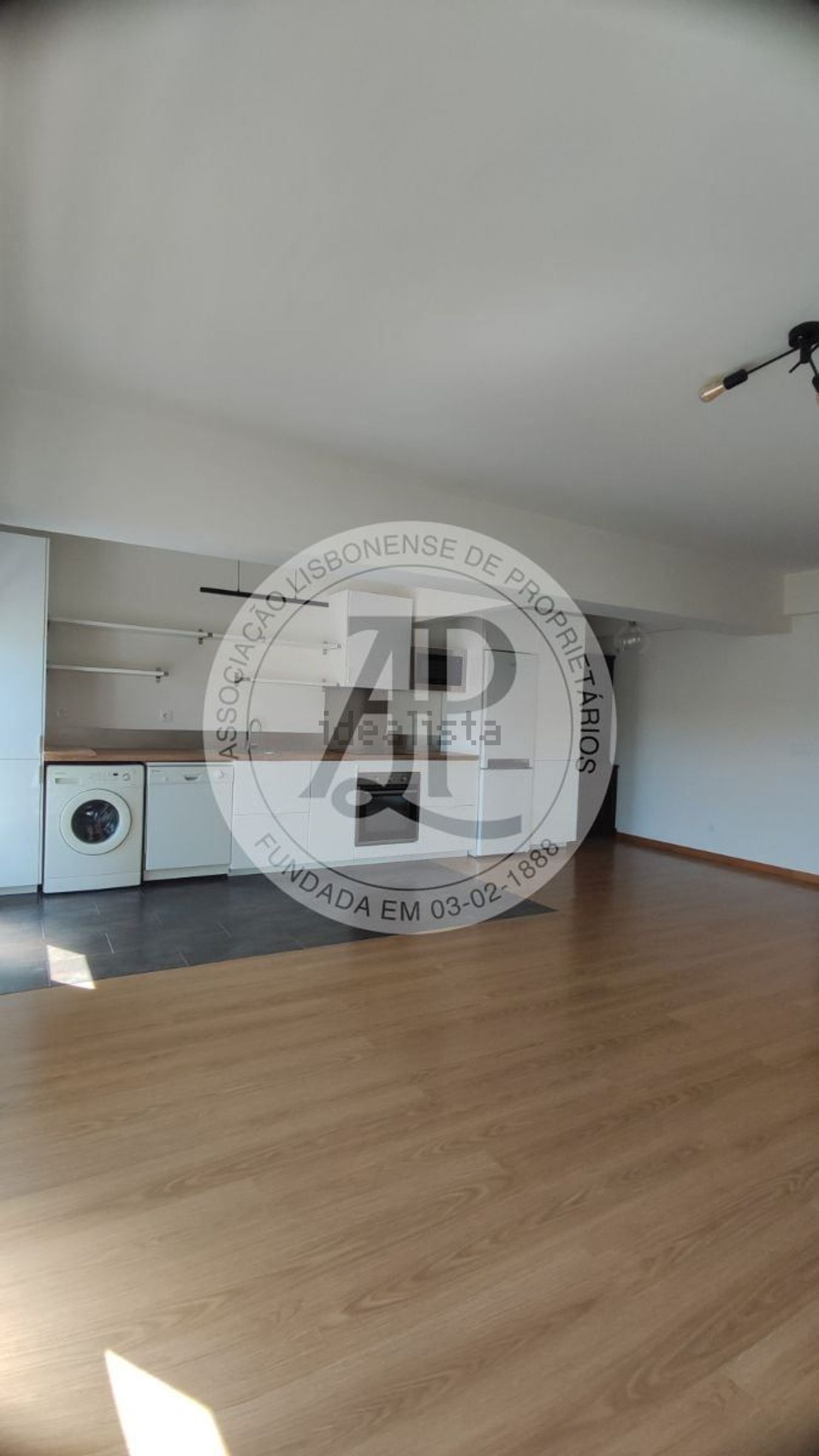 出租公寓 t3在Centro Histórico - Quinta da Luz - 厨房