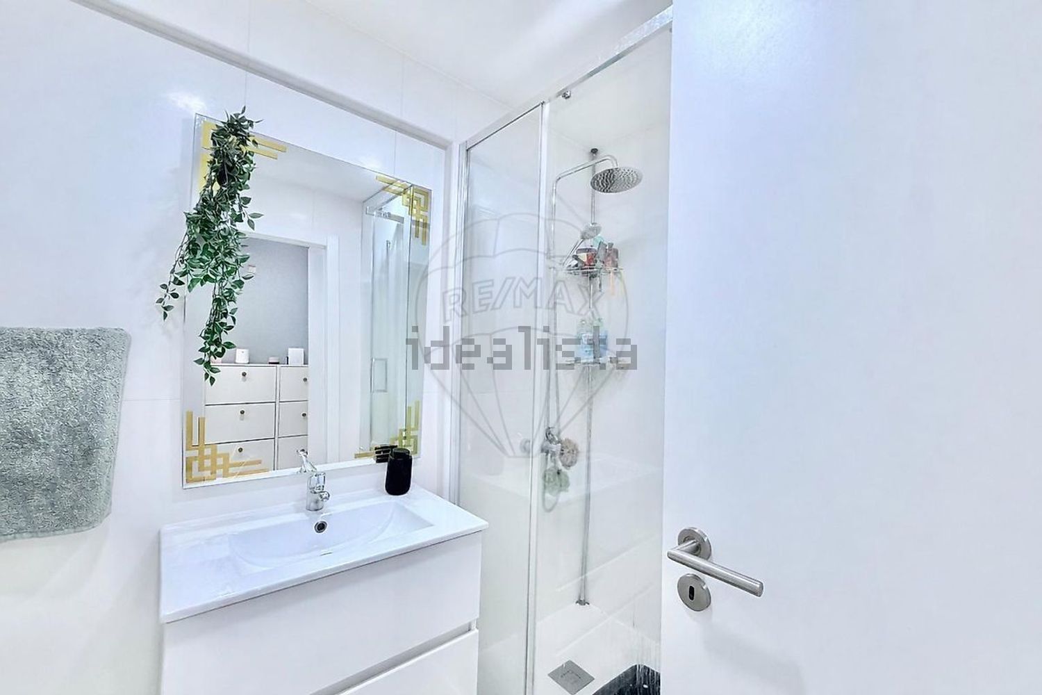 公寓 t2出售在Avenida Francisco Relógio - 卫生间