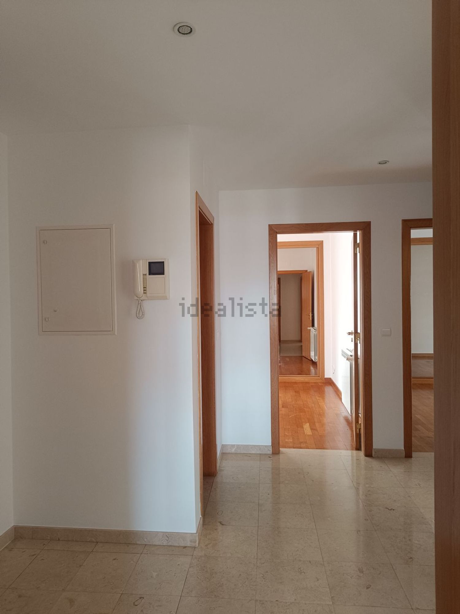 出租公寓 t2在Praceta José Régio, 12 e - 过道