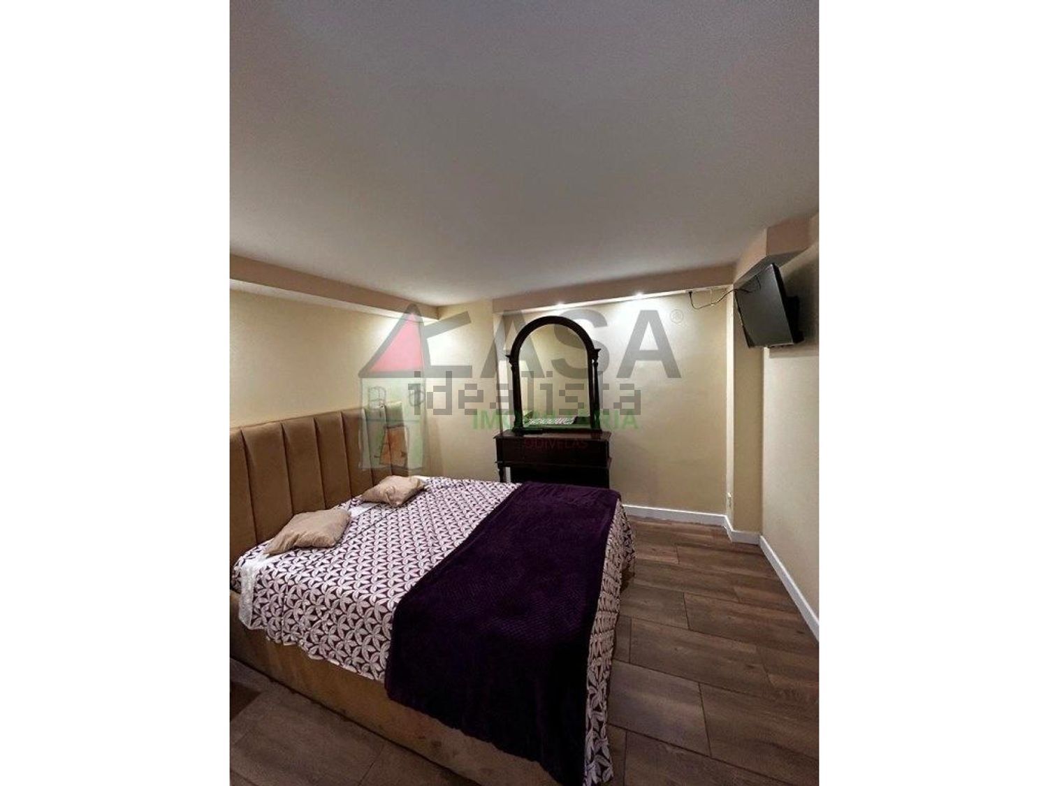 小楼房或独栋别墅出售在Rua Santo Estevão, 194 - 卧室