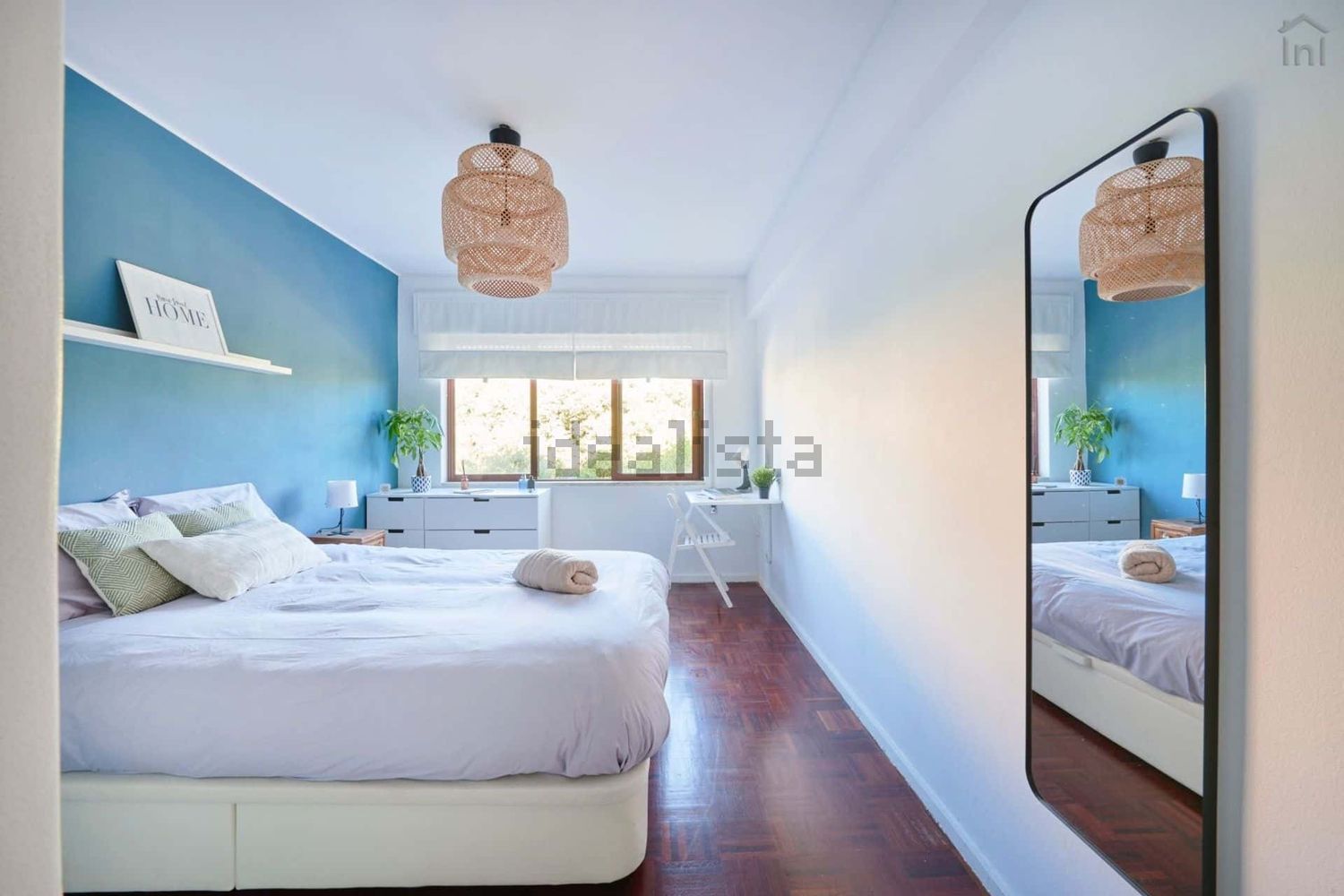 出租房间在Rua Professor Barbosa Sueiro, 18 - 卧室